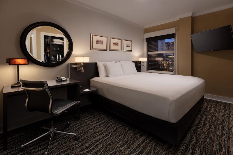 クイーンサイズベッドのスタンダードルーム, Executive Hotel Pacific
