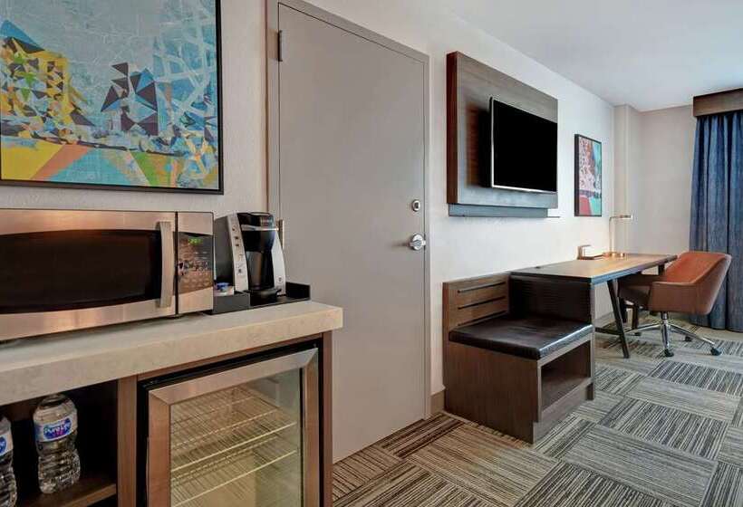 Номер Стандарт 2 Двуспальные Кровати, Hilton Waikiki Beach Resort & Spa
