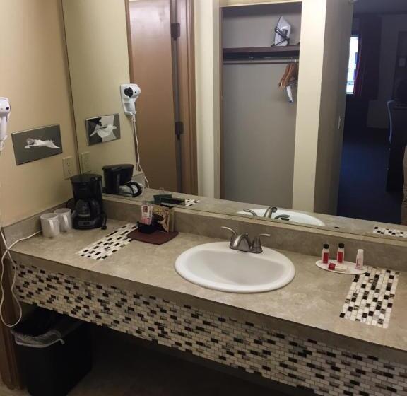 Номер Deluxe Кровать Кинг, Days Inn By Wyndham Bend
