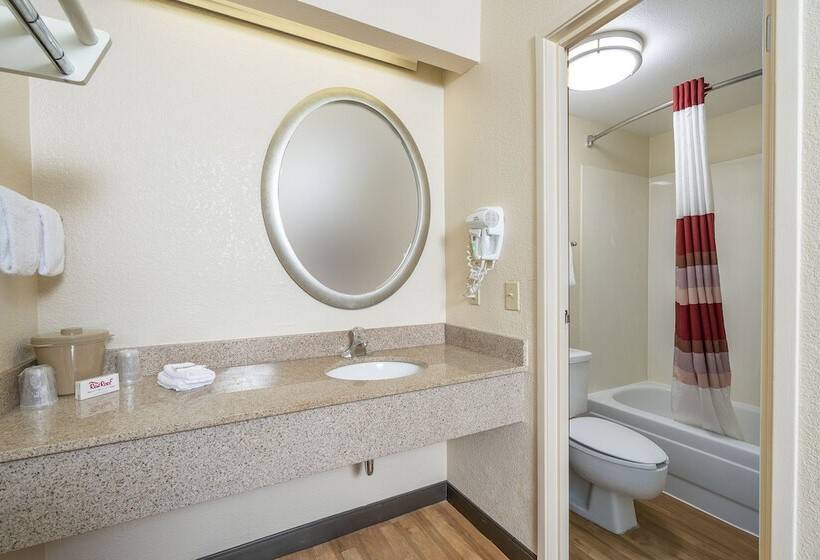 Номер Стандарт 2 Двуспальные Кровати, Red Roof Inn Cleveland Airportmiddleburg Heights