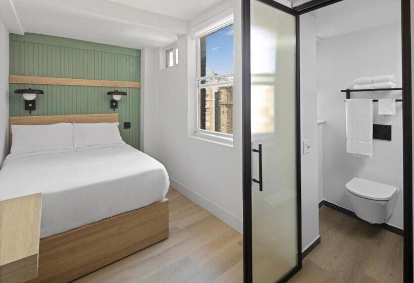 스탠다드 룸, Riverside Tower Hotel