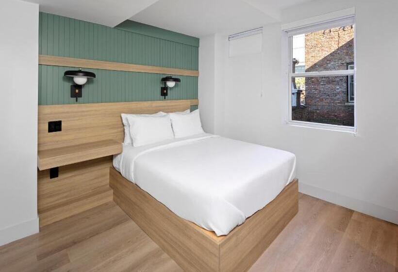 장애인을 위한 스탠다드 룸, Riverside Tower Hotel