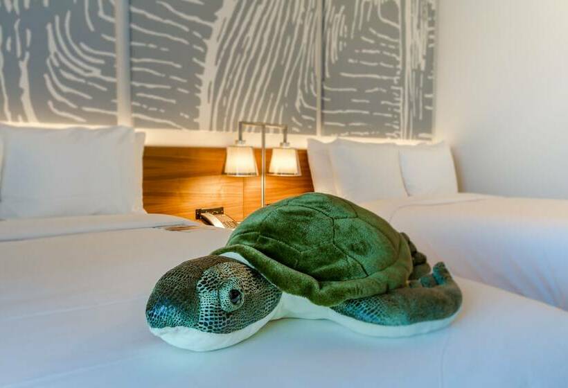 ２ダブルベッドのスタンダードルーム, B Ocean Resort Fort Lauderdale Beach
