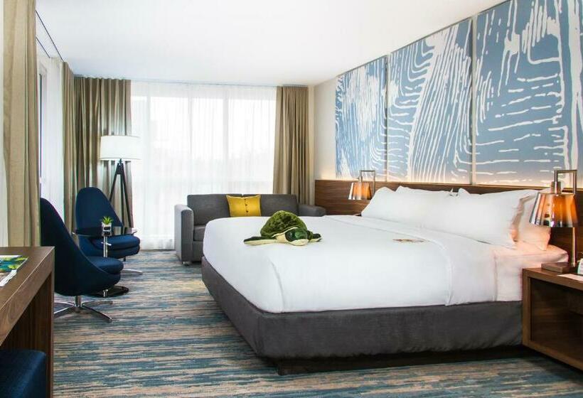 キングサイズベッドのジュニアスイート, B Ocean Resort Fort Lauderdale Beach