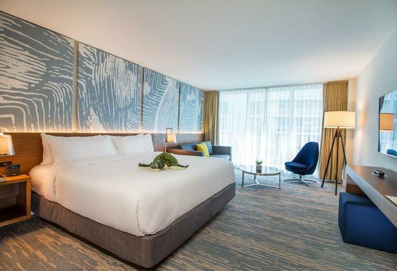 キングサイズベッドのスタンダードルーム, B Ocean Resort Fort Lauderdale Beach
