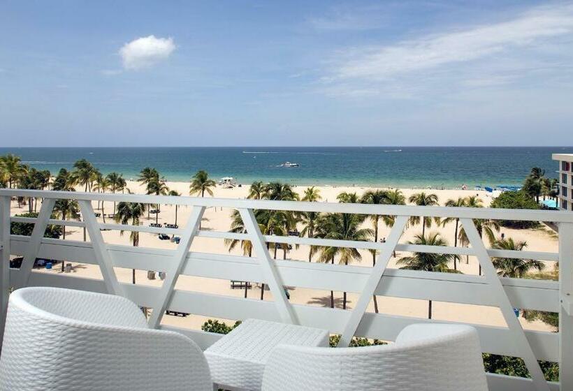 キングサイズベッドのスイートルーム, B Ocean Resort Fort Lauderdale Beach