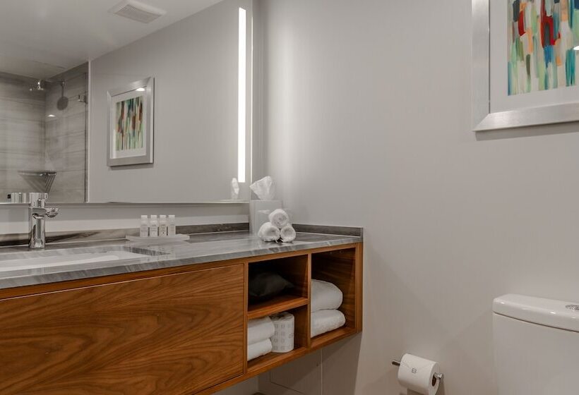 ２ダブルベッドのスタンダードルーム, B Ocean Resort Fort Lauderdale Beach