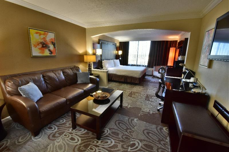חדר סטנדרט עם מיטת קינג, Holiday Inn Orlando East Ucf Area, An Ihg