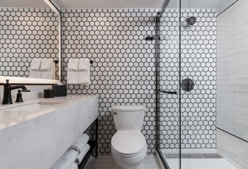 코티지 풀장 전망, Mills House Charleston, Curio Collection By Hilton