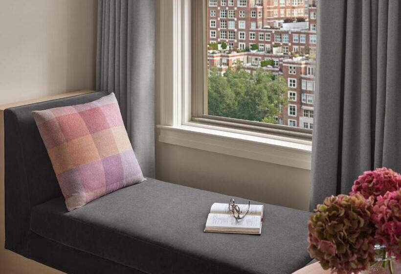 스탠다드 룸, The Newbury Boston