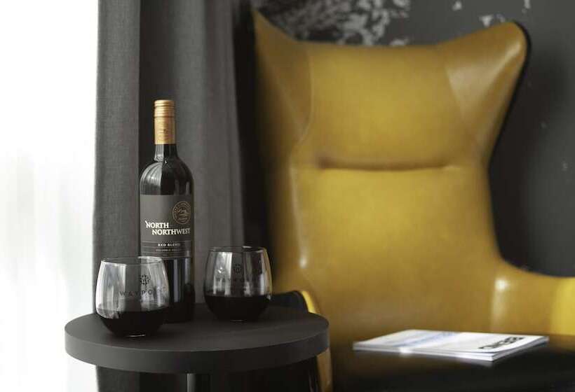 Family Suite, Waypoint