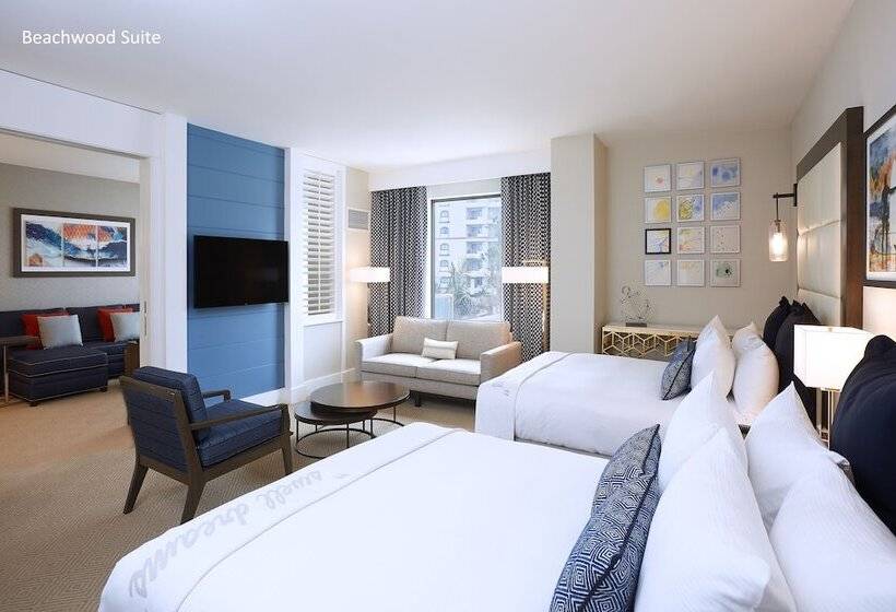 패밀리 스위트, The Waterfront Beach Resort, A Hilton