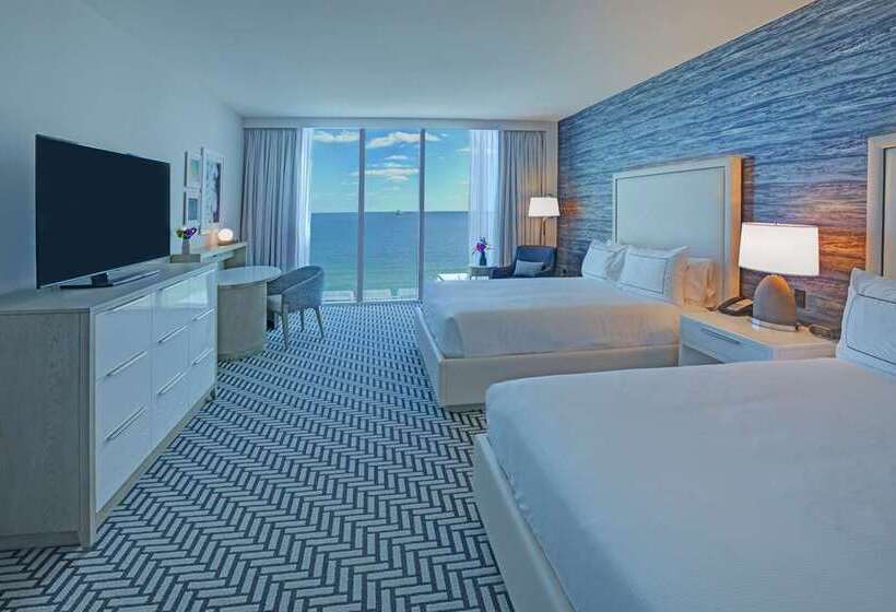 스탠다드 룸 바다 전망, The Waterfront Beach Resort, A Hilton