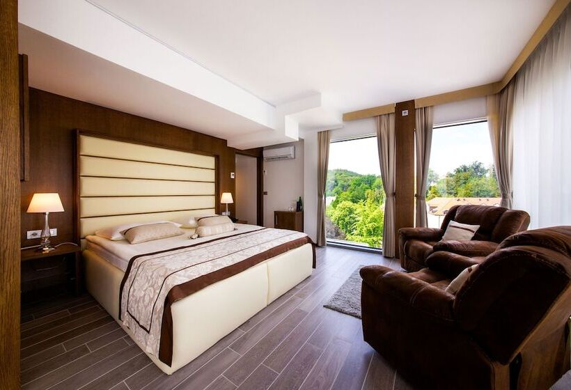 اتاق استاندارد با چشم‌انداز, Grand Hotel Donat Superior & Wellness Center
