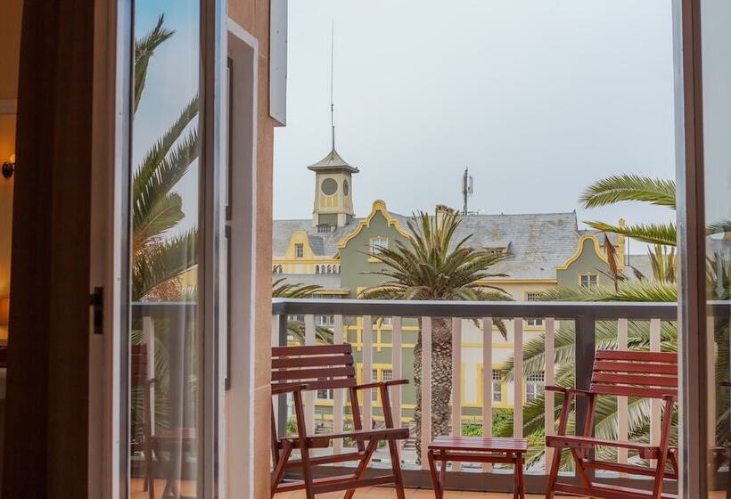 اتاق خانوادگی, Hansa Hotel Swakopmund