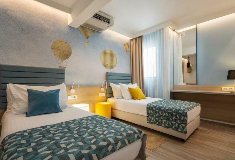 Полулюкс Боковой Вид на Море, Valamar Meteor