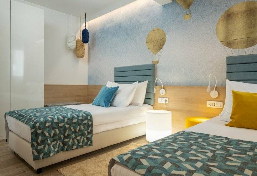 Полулюкс Боковой Вид на Море, Valamar Meteor