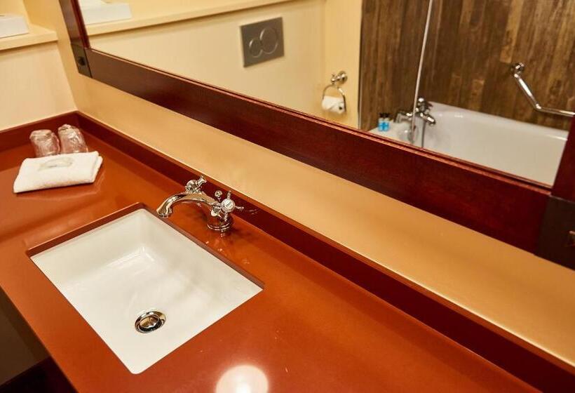 Номер Стандарт Двуспальная Кровать, Disney Hotel Cheyenne