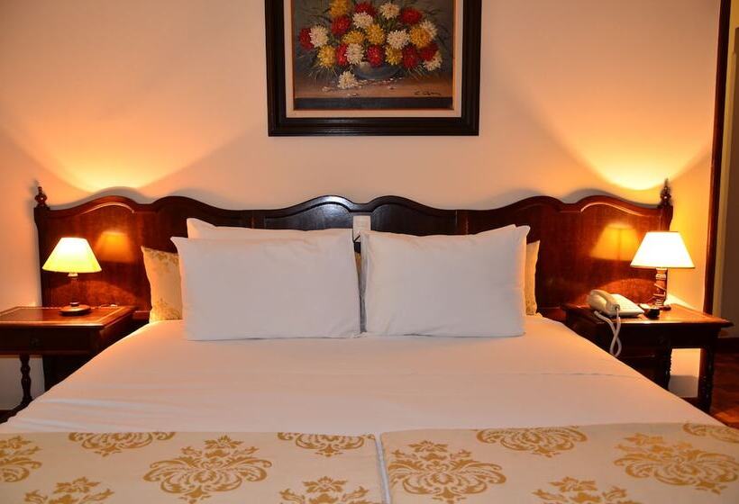 Номер Deluxe, Gloria Resort & Convention
