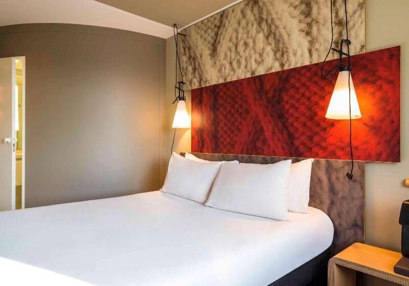 Superior Room, Ibis Schiphol Amsterdam Airport