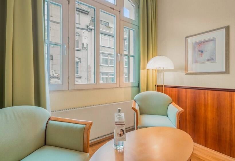 Номер Комфорт, Best Western Plus Hotel Excelsior