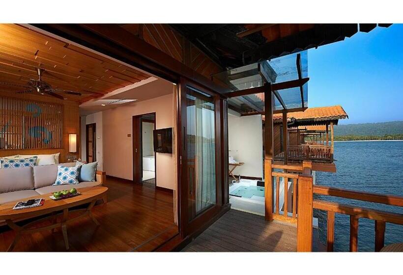 Люкс Премиум, Berjaya Langkawi Resort
