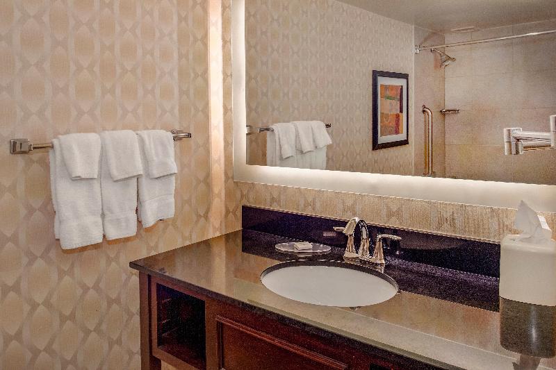 Стандартный Номер Кровать Кинг, Crowne Plaza Hotel St. Louis Airport, An Ihg