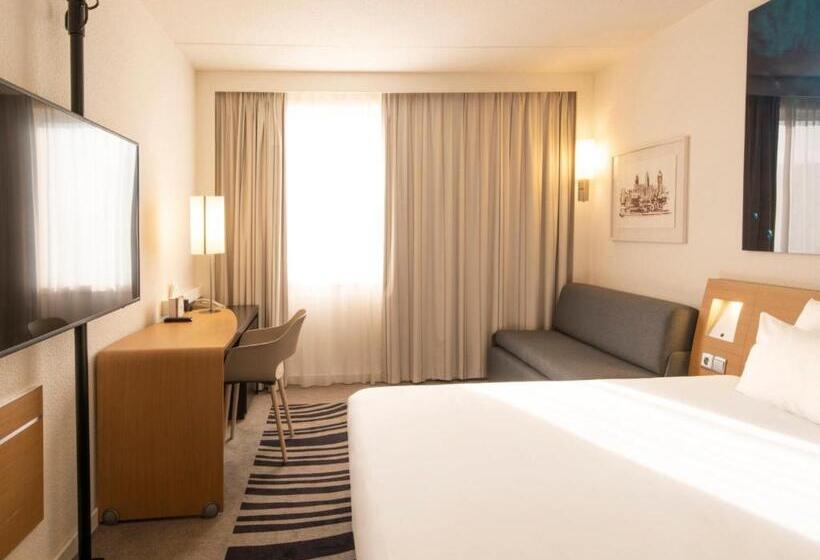 اتاق سوپریور با چشم‌انداز استخر, Novotel Antwerpen   Ekeren