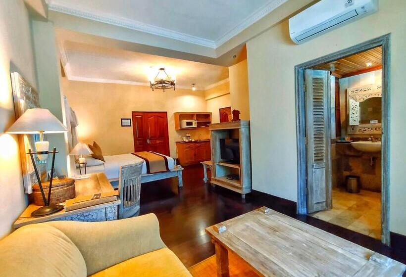 Полулюкс, Jayakarta Hotel Lombok