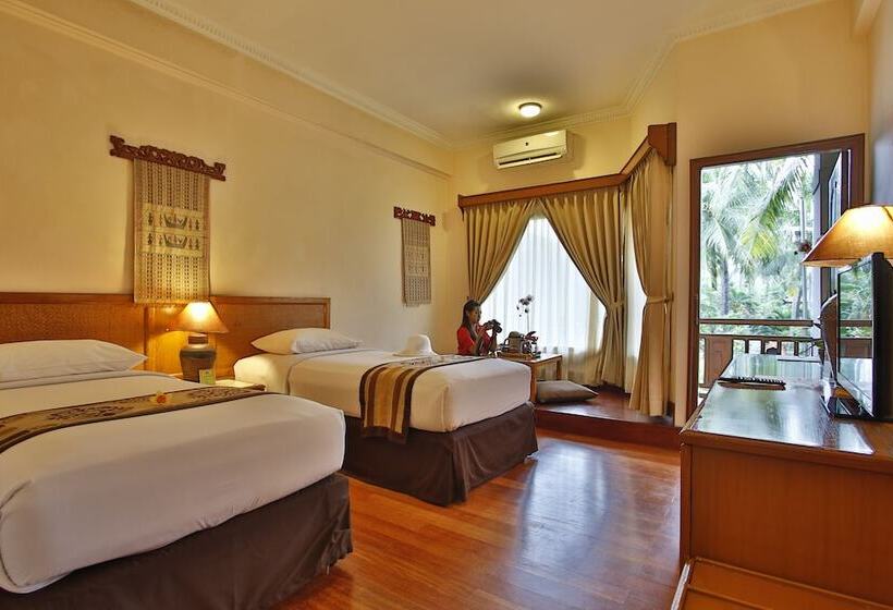 Номер Deluxe Вид на Сад, Jayakarta Hotel Lombok