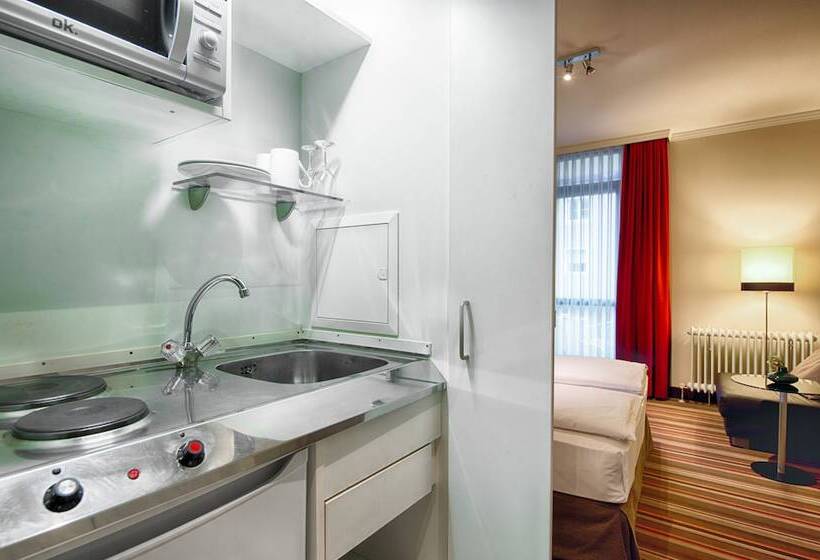 Номер Комфорт, Leonardo Hotel & Residenz Muenchen