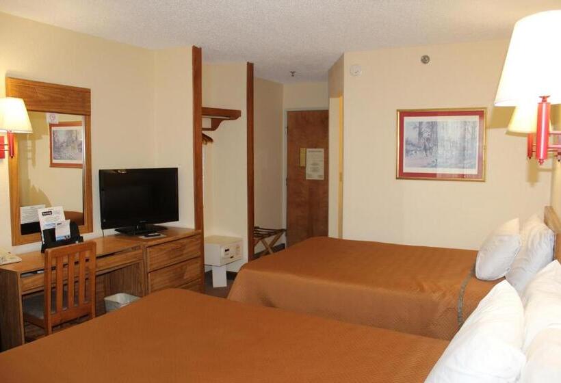 Номер Стандарт 2 Двуспальные Кровати, Travelodge By Wyndham Perry National Fairgrounds Area I 75