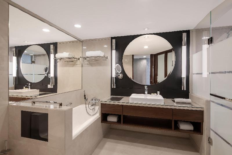 클럽 룸 킹침대, Intercontinental Shanghai Pudong, An Ihg
