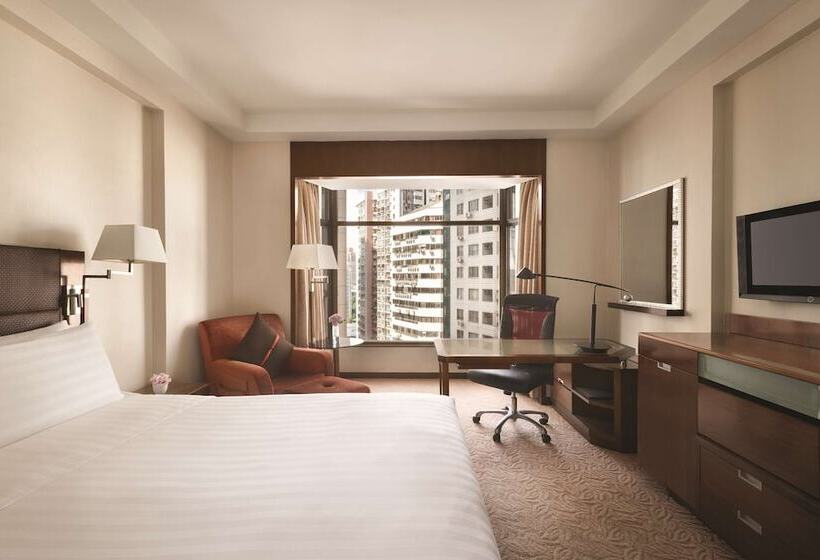 Номер Superior, Shangri La Shenzhen   Nearby Luohu Border, Outdoor Swimming Pool