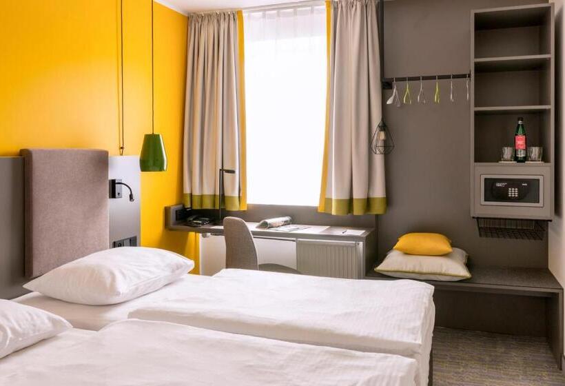 Номер Комфорт, Vienna House Easy By Wyndham Cracow