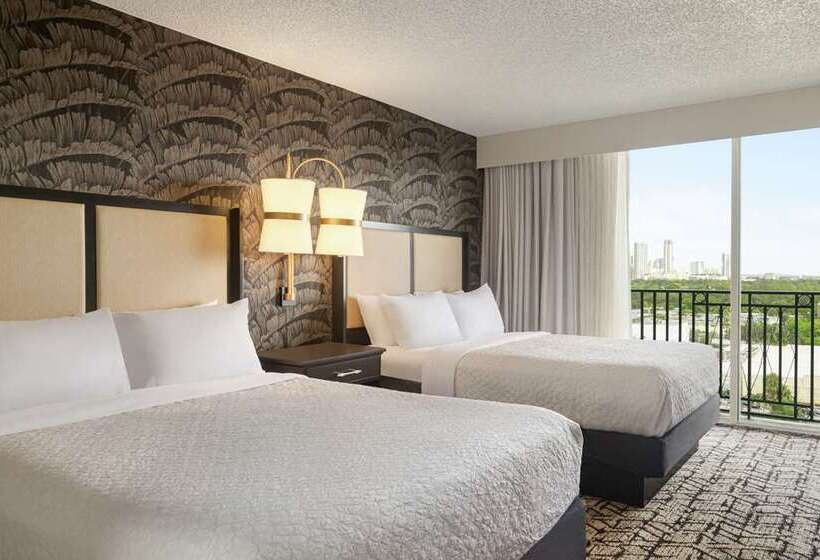 سوئیت با تخت بزرگ, Embassy Suites By Hilton San Juan Hotel & Casino