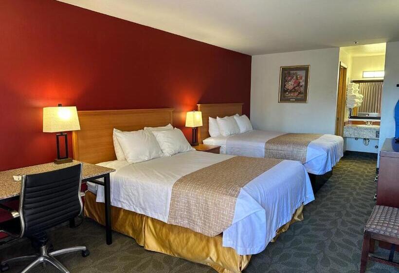 Четырехместный Номер Стандарт, Econo Lodge Edmonds North Seattle