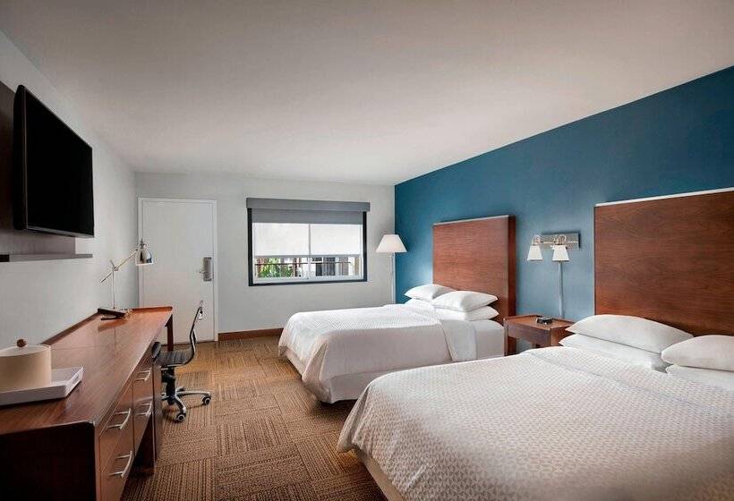 带2个双人床的标准工作室, Four Points By Sheraton Anaheim