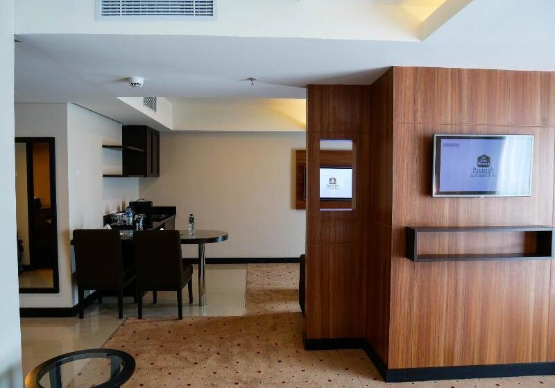 اتاق استاندارد سه نفره, Tulip Inn Antwerpen