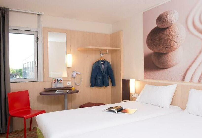 Номер Стандарт Трехместный, Ibis Styles Paris Roissy Cdg