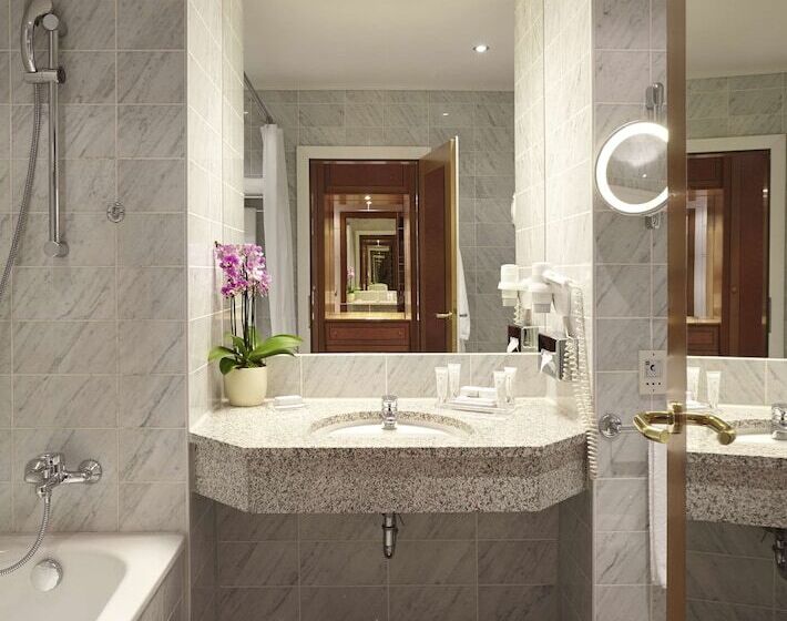 Номер Superior, Baltschug Kempinski Moscow