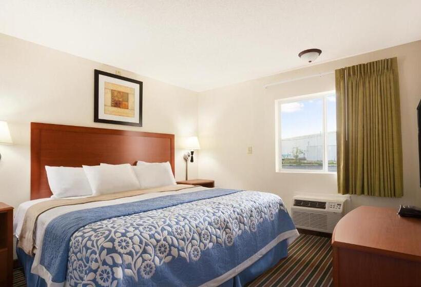 Standard Szoba King Size Bed, Days Inn By Wyndham Champaign/urbana