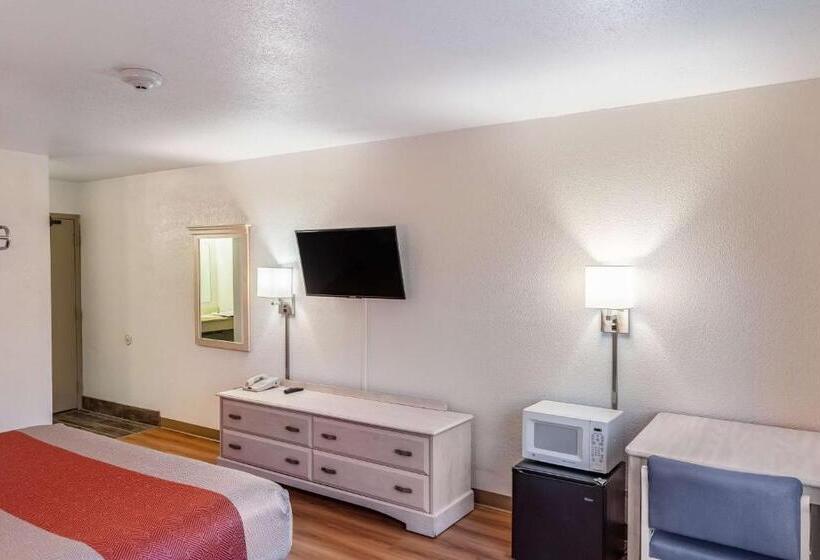 Номер Deluxe Кровать Кинг, Motel 6 Fond Du Lac, Wi