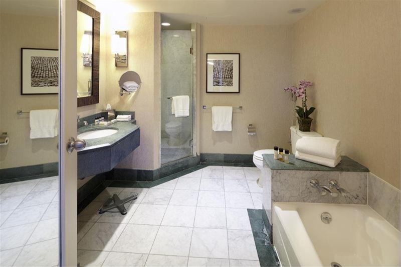 デラックスルーム, Intercontinental Montreal, An Ihg