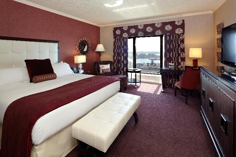 キングサイズベッドのクラブルーム, Intercontinental Montreal, An Ihg