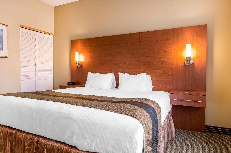 Люкс Кровать Кинг, Quality Inn & Suites