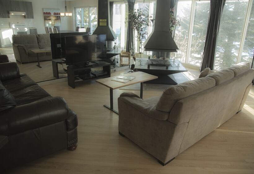 침실 5개 빌라, Chalets Montmorency Mont Sainte Anne