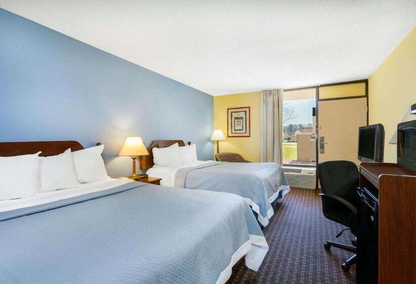 Номер Стандарт, Days Inn By Wyndham Mocksville