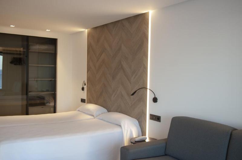 스위트 킹사이즈 침대, Holiday Inn Express & Suites   Atlanta   Tucker Northlake, An Ihg