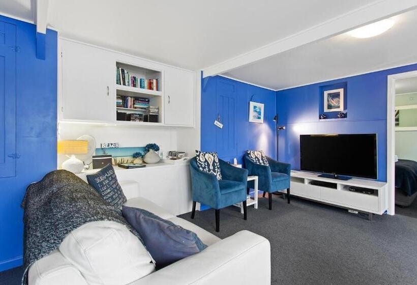 דירת חדר בקומת קרקע, Coromandel Apartments
